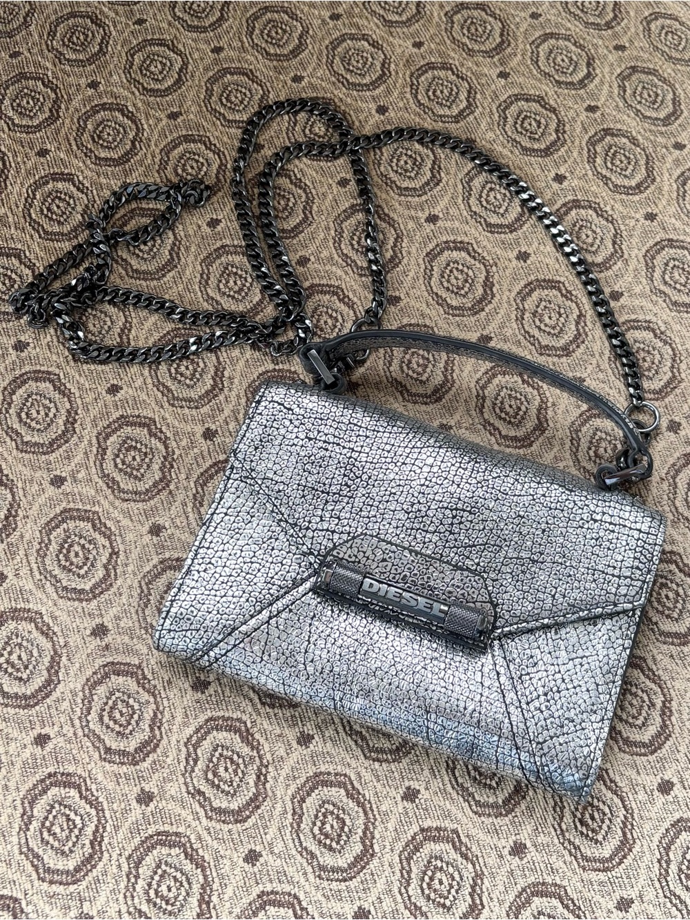 Diesel Metallic Silver Leather  Crossbody Chain Wallet Purse